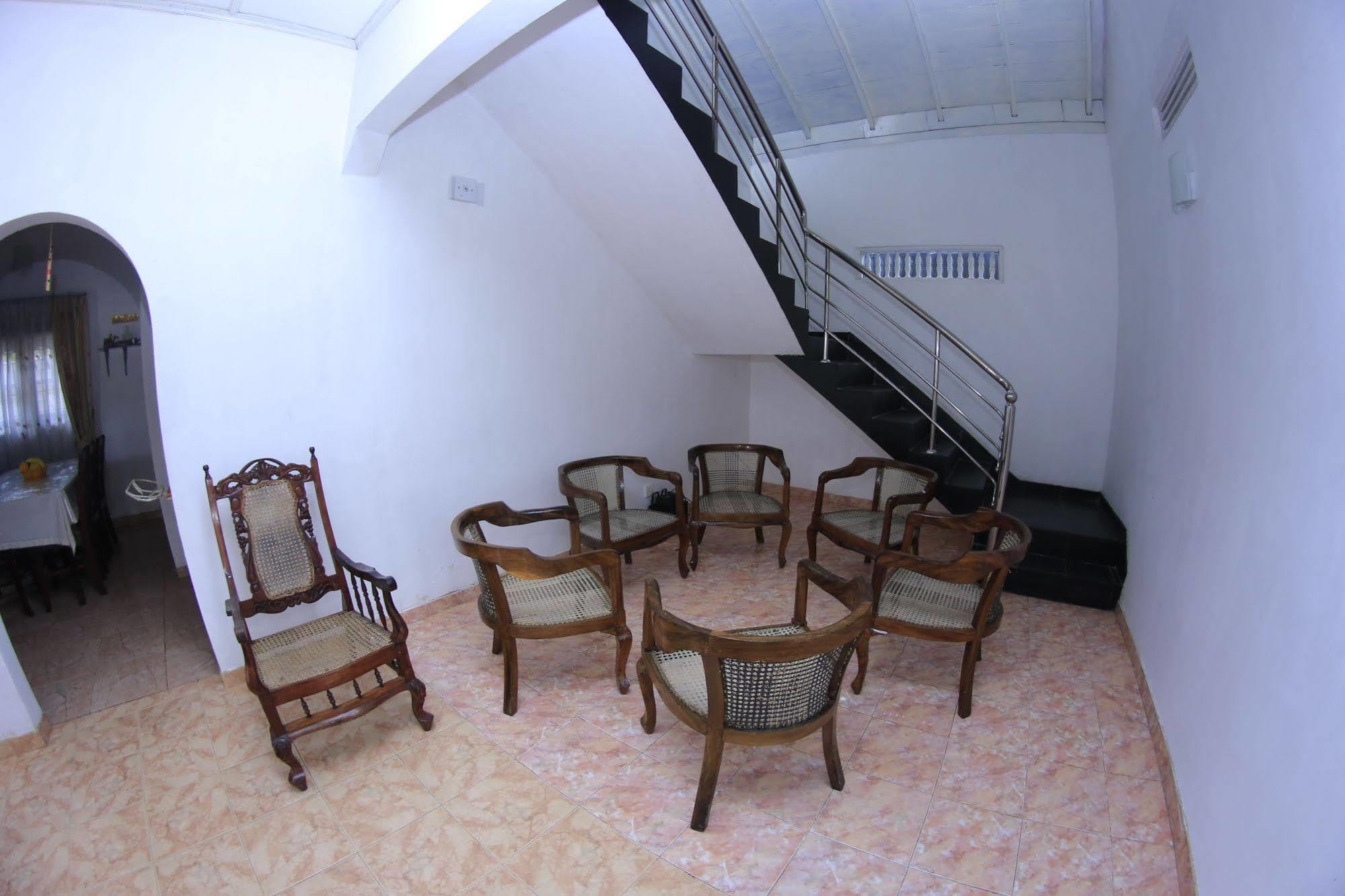 White Villa เวลิกามา ภายนอก รูปภาพ